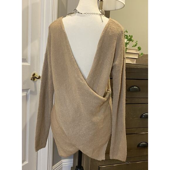 Wet Seal Long Sleeve Backless Asymetrical Sweater S Beige Camel Tan - Picture 3 of 9